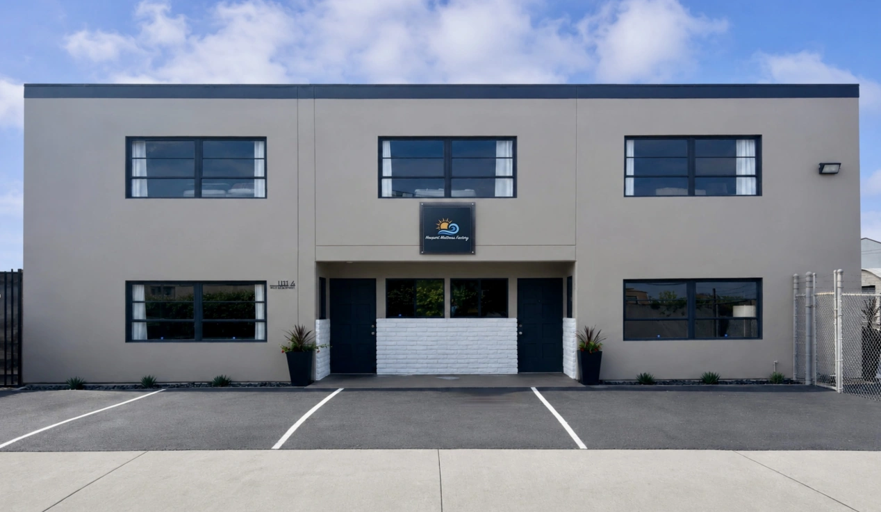 Exterior of the Newport Mattress Factory showroom